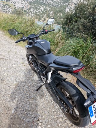Honda CB125R 2021