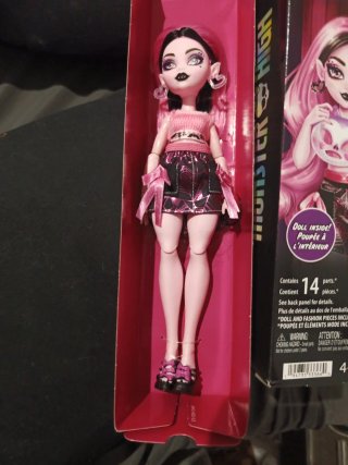 Monster High Self-Scare Secrets Draculaura Muñeca