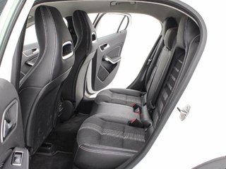 MERCEDES GLA-CLASS GLA 200 D