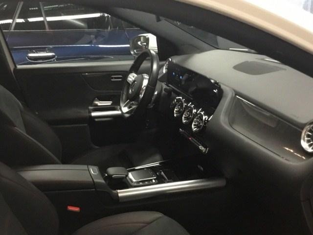 Mercedes-Benz GLA 2023, foto 10