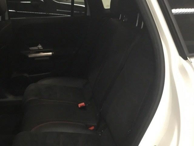 Mercedes-Benz GLA 2023, foto 11