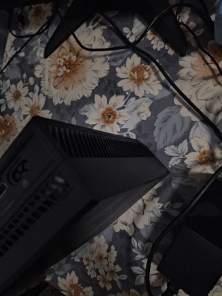 Consola Xbox One original con 2 mandos y accesorio
