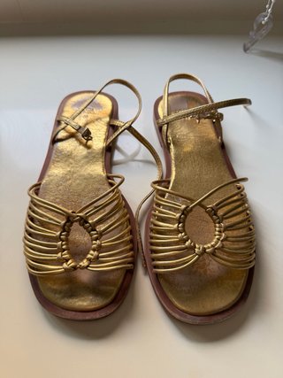 Sandalias doradas niña talla 35