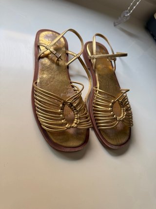 Sandalias doradas niña talla 35