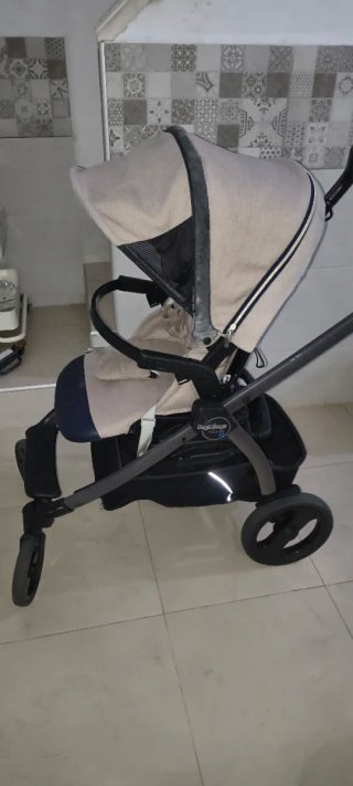 Vendo conjunto completo de carro de bebé