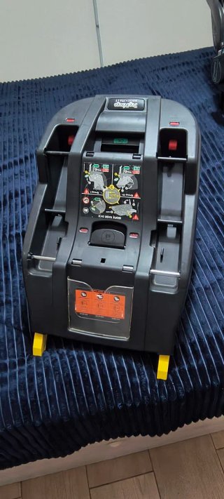Vendo conjunto completo de carro de bebé