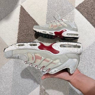 Nike Air Max Plus bianche e rosse