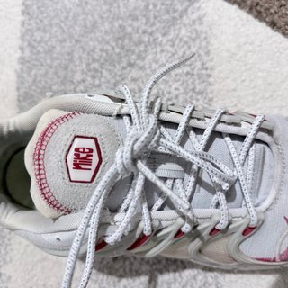 Nike Air Max Plus bianche e rosse