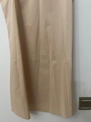 Camisón de seda Hoss Intropia beige