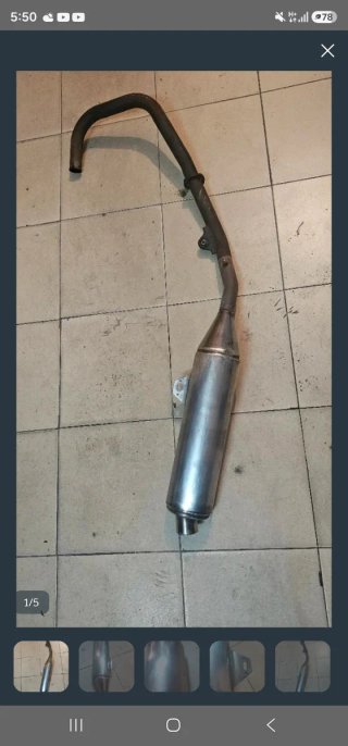 Sistema de escape para moto