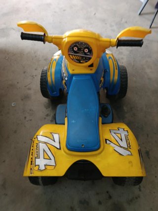 Quad Infantil Eléctrico Batería