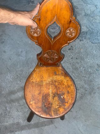 Sgabello Tirolese Rustico in Legno