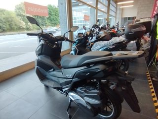 Cyclone RT2 Scooter 300cc Negra