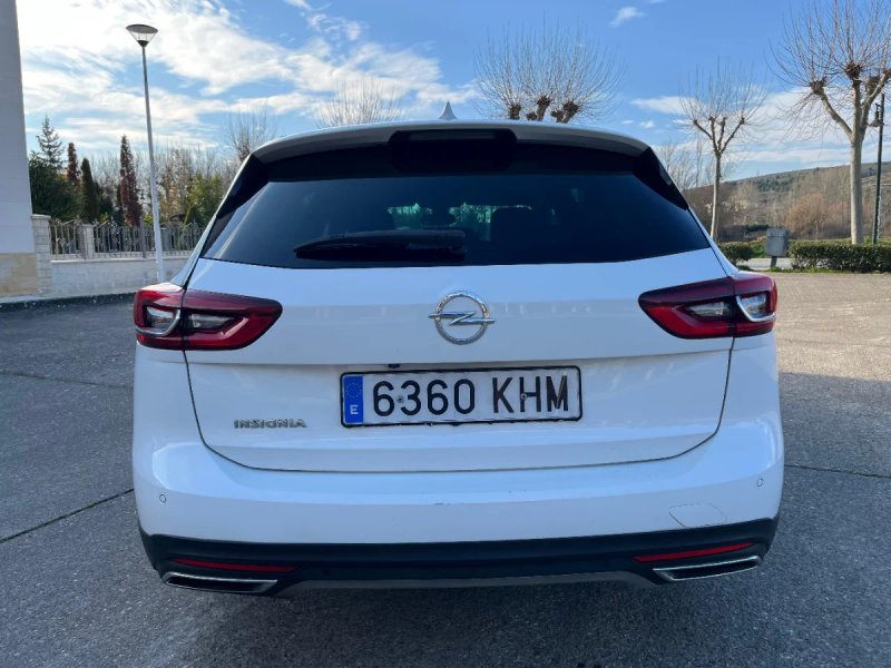 Opel Insignia 2018 - foto 1