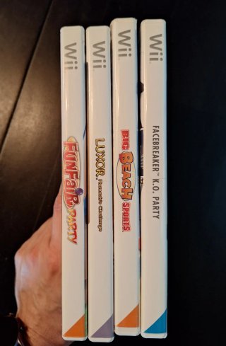 Confezione da 4 giochi originali per Nintendo Wii