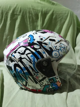 Casco SHIRO con visera