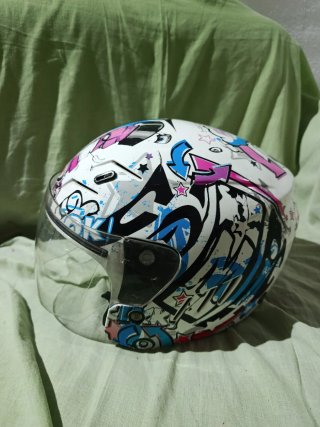 Casco SHIRO con visera