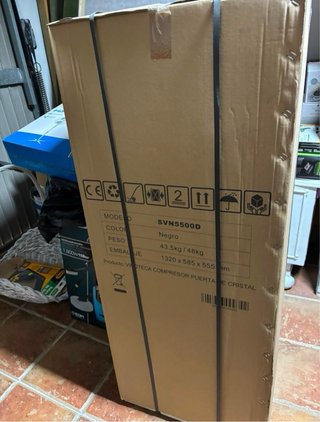 Vinoteca SVAN 55 botellas 150L