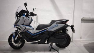 Zontes 368G Scooter 1400km!
