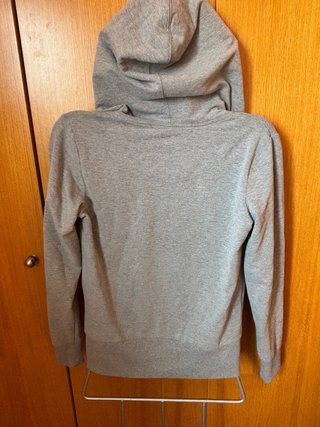 Sudadera gris niña
