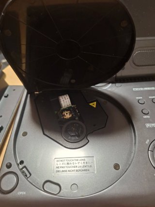 reproductor de DVD portátil de la marca Lazer