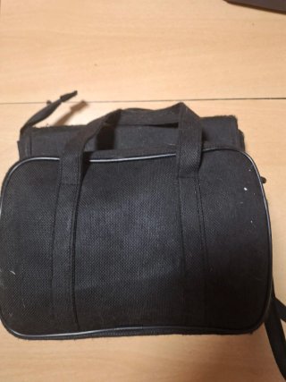 reproductor de DVD portátil de la marca Lazer