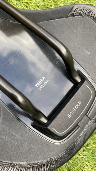 Sillín Fizik Terra 145mm