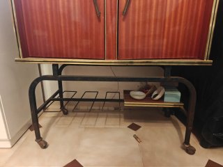 Mueble bar madera y metal