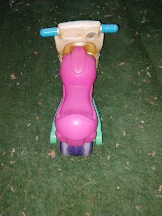 Moto correpasillos infantil