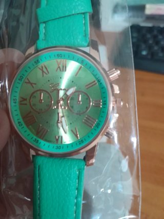 Orologio da polso verde e oro