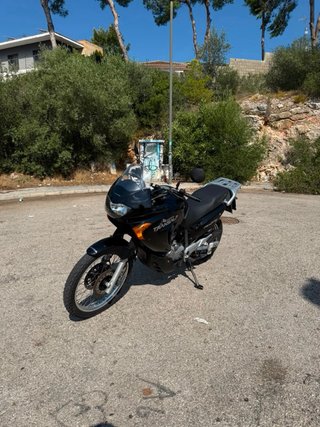 Honda Transalp 650 2004 Negra