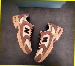 Zapatillas New Balance 530 Beige/Marrón Talla 37.5