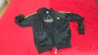 Sudadera Adidas Negra y Dorada Original