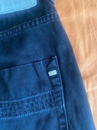 Pantalones chico Lacoste negro