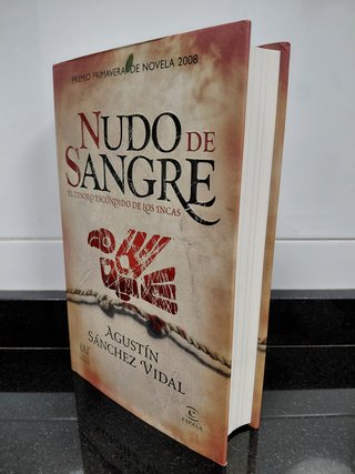 Nudo de sangre. Agustín Sánchez Vidal
