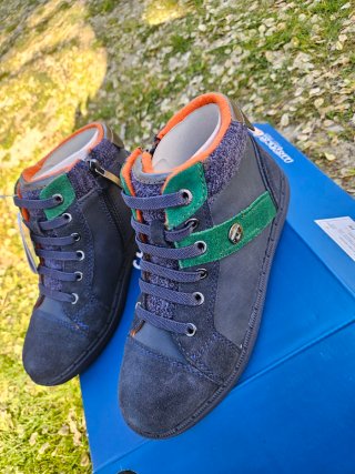 Scarpe Mayoral bimbo pelle blu n.30,31,34