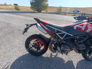 Ducati hypermotard 950 rve