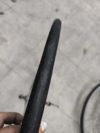 Rueda delantera bici carretera 700x25