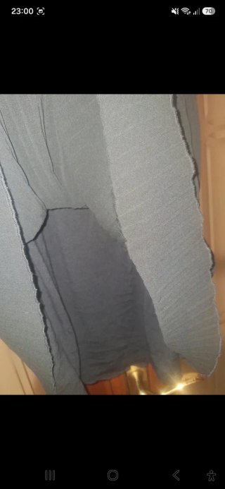 Vestido negro de tirantes