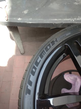 Llantas BMW 18 M6 Doble Medida con Neumáticos.