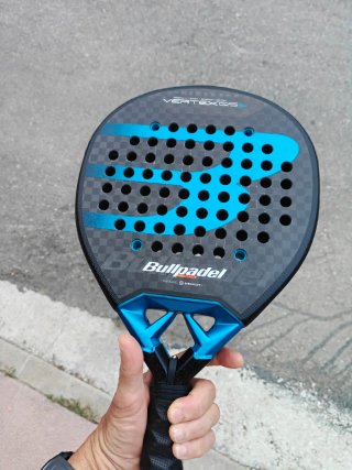 Bullpadel Vertex 05 Hybrid 2026