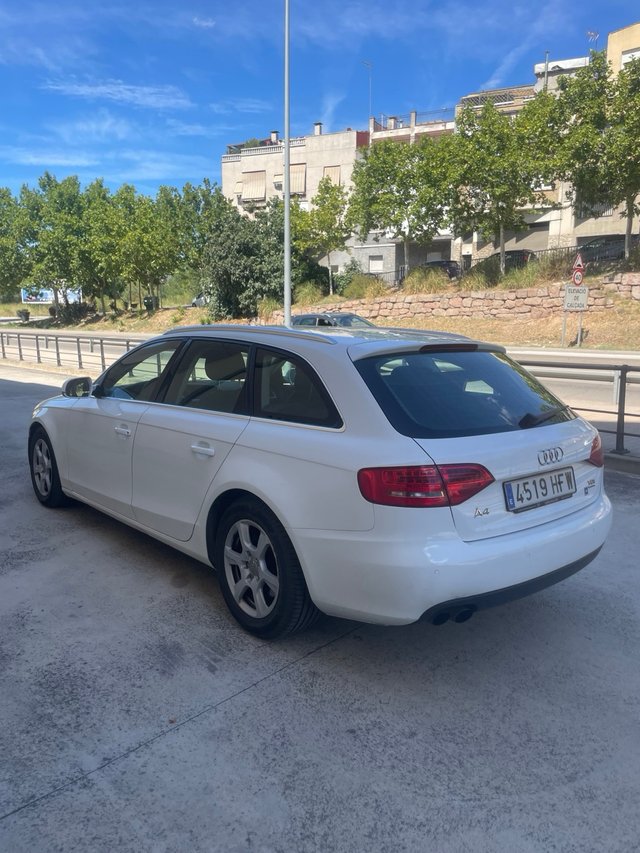 Audi A4 2012 familiar