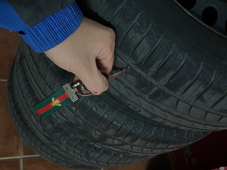 Llantas y neumaticos.