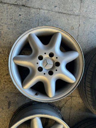 Llantas Mercedes procedentes de un w203 en 16