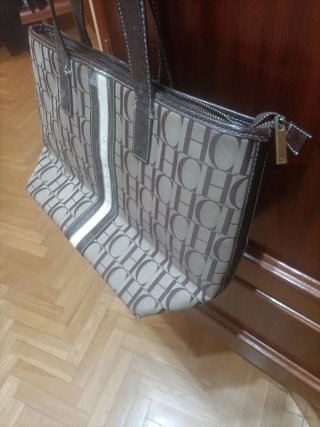 Bolso marrón de piel