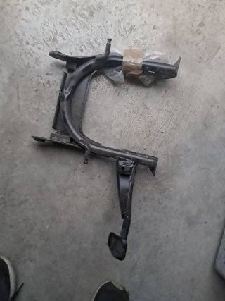 Caballete Central Aprilia Leonardo 125/150