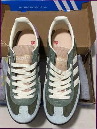 Zapatillas Adidas Spezial Talla 40 Nuevas