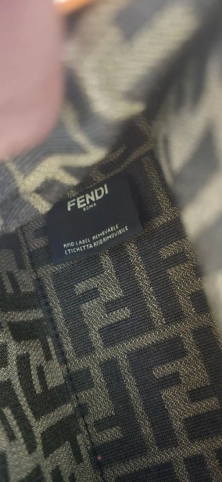 Borsa a mano fendi first ! marrone