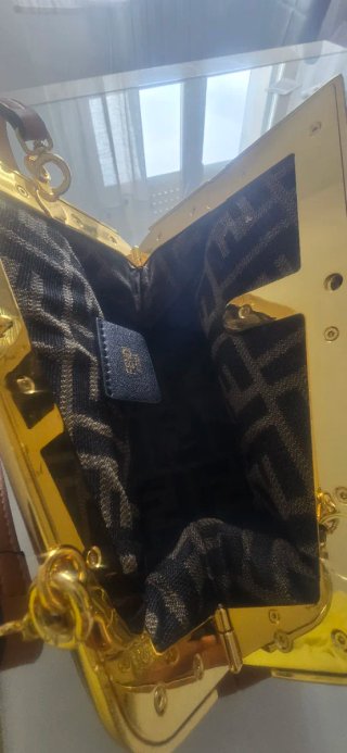 Borsa a mano fendi first ! marrone