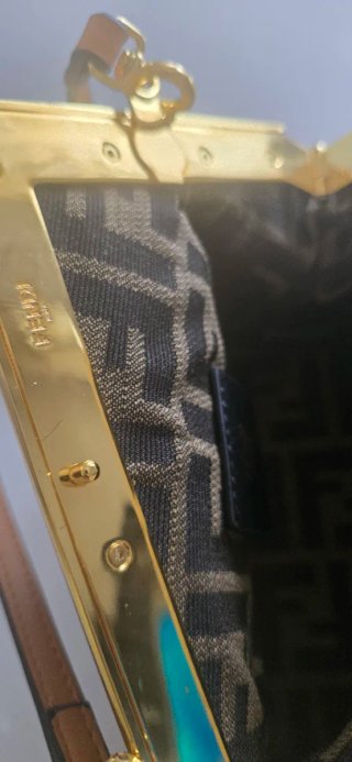 Borsa a mano fendi first ! marrone